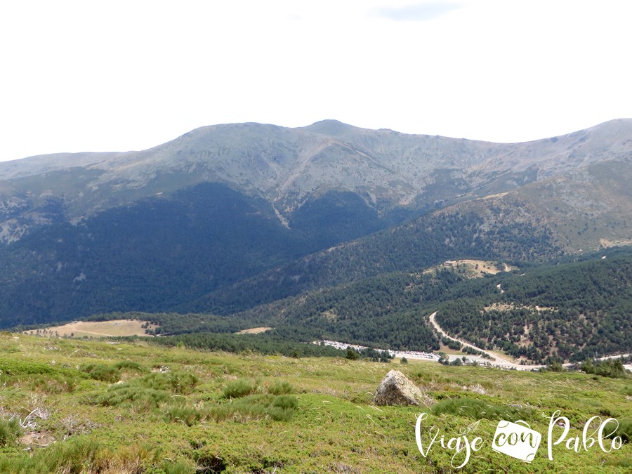 Vista de la estación de Valdesquí desde Peñalara