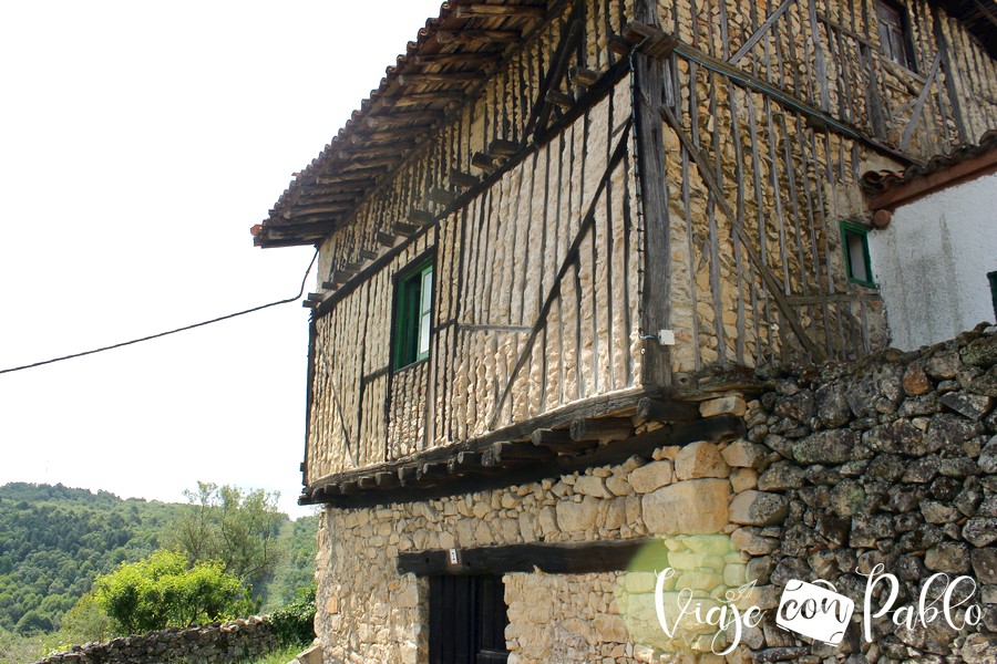 Casa típica de Monforte de la Sierra