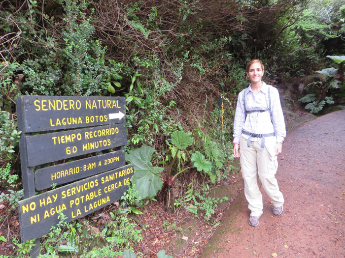 Inicio del sendero de la Laguna Botos