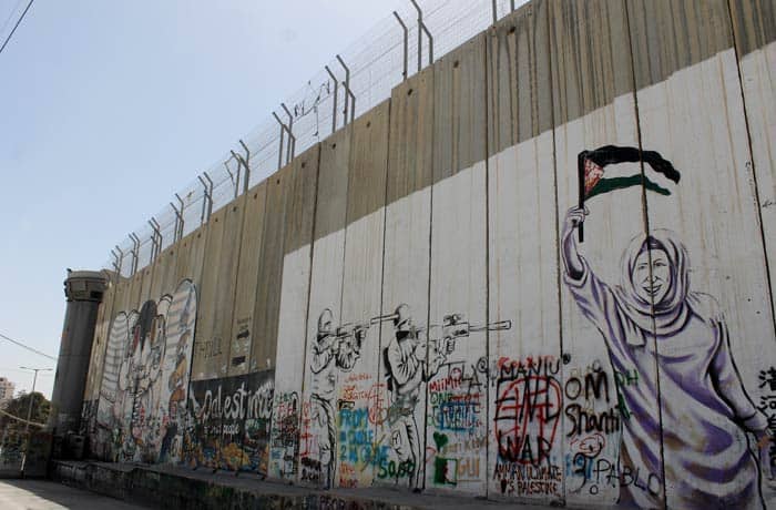 Un grafiti en el muro que separa Belén de Jerusalén