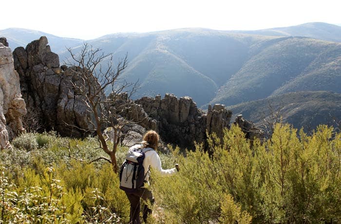 Bajada después de visitar la Cueva de la Mora