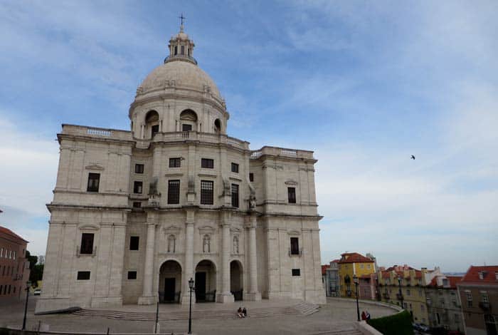 Panteão Nacional ruta por la Alfama