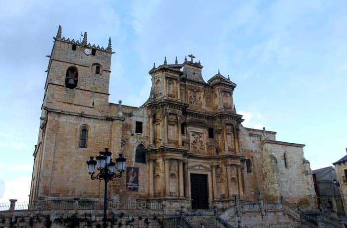 Iglesia de Gumiel de Izán Ribera del Duero Burgalesa