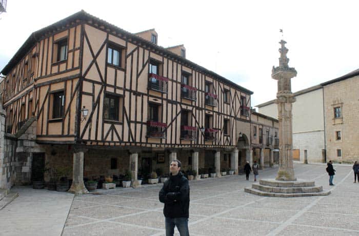 Plaza Mayor de Peñaranda de Duero Ribera del Duero Burgalesa