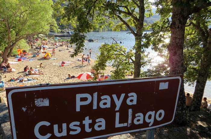 Entrada a la playa de Custa Llago Lago de Sanabria