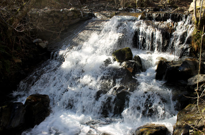 Río Noceda ruta de las Fuentes Medicinales