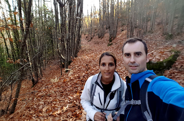 Selfie en mitad del sendero