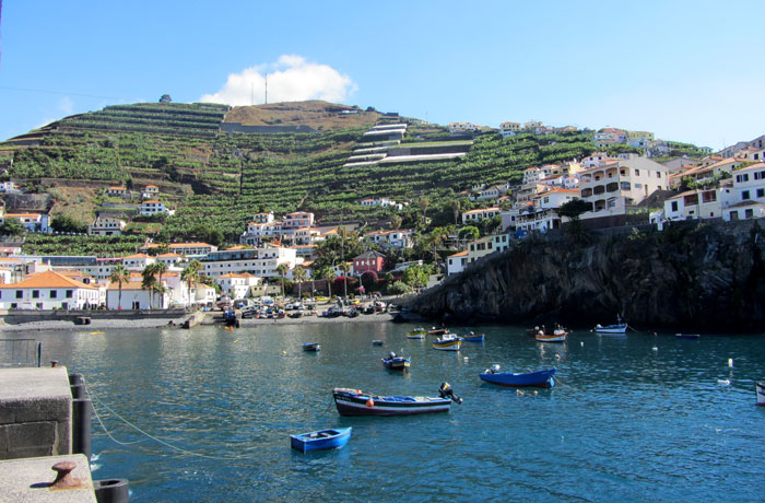 Vista de la bahía de Camara de Lobos que hacer en Madeira