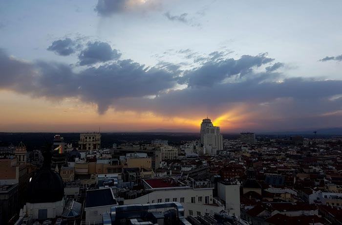 Atardecer en Madrid desde la Gran Vía