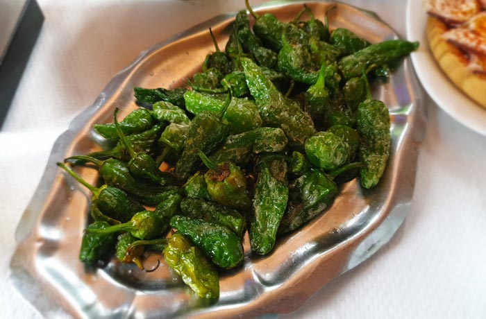 Pimientos de Padrón de O Pescador comer en O Grove