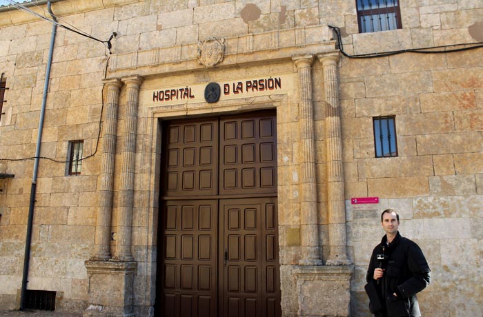 Fachada del hospital de La Pasión