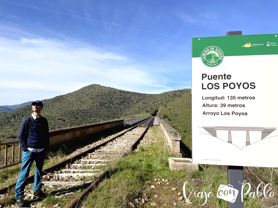 A punto de iniciar el paso por el puente de Los Poyos