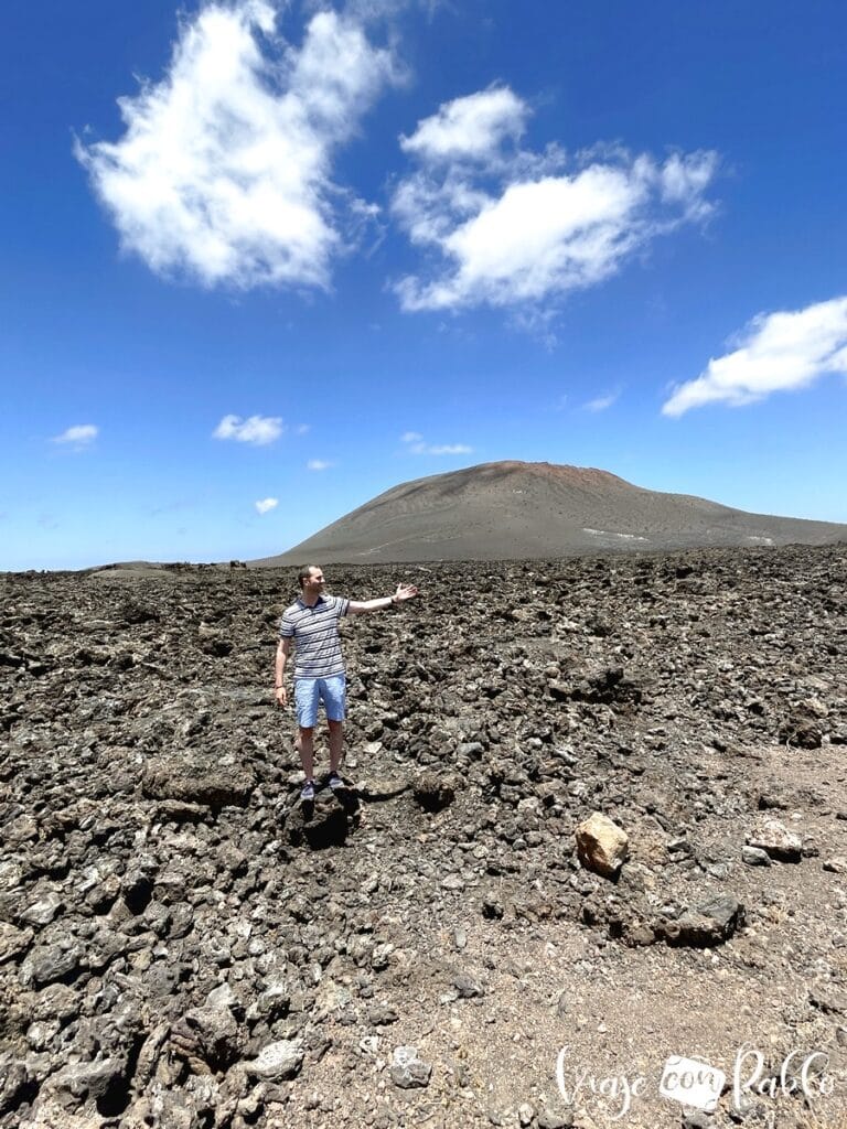 Paisaje del parque nacional de Timanfaya que ver en lanzarote