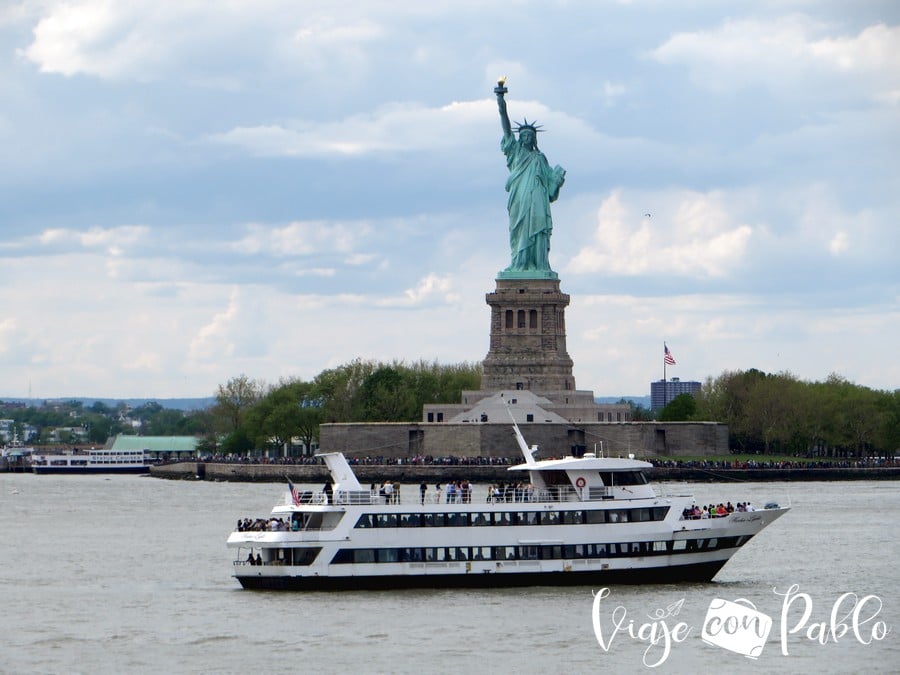 La Estatua de la Libertad desde el ferri a Staten Island