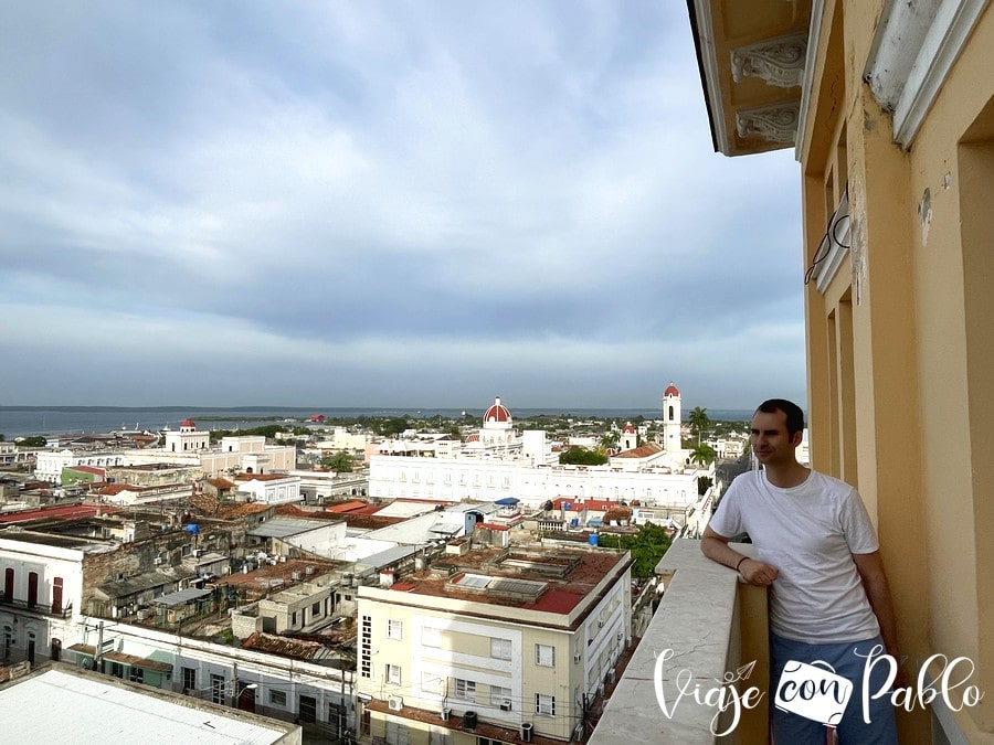 Vistas desde la última planta del Meliá San Carlos de Cienfuegos