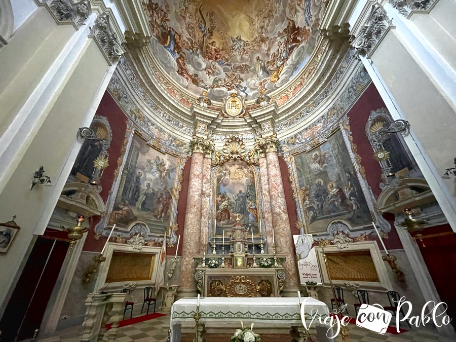 Interior de la iglesia de San Ignacio de Loyola