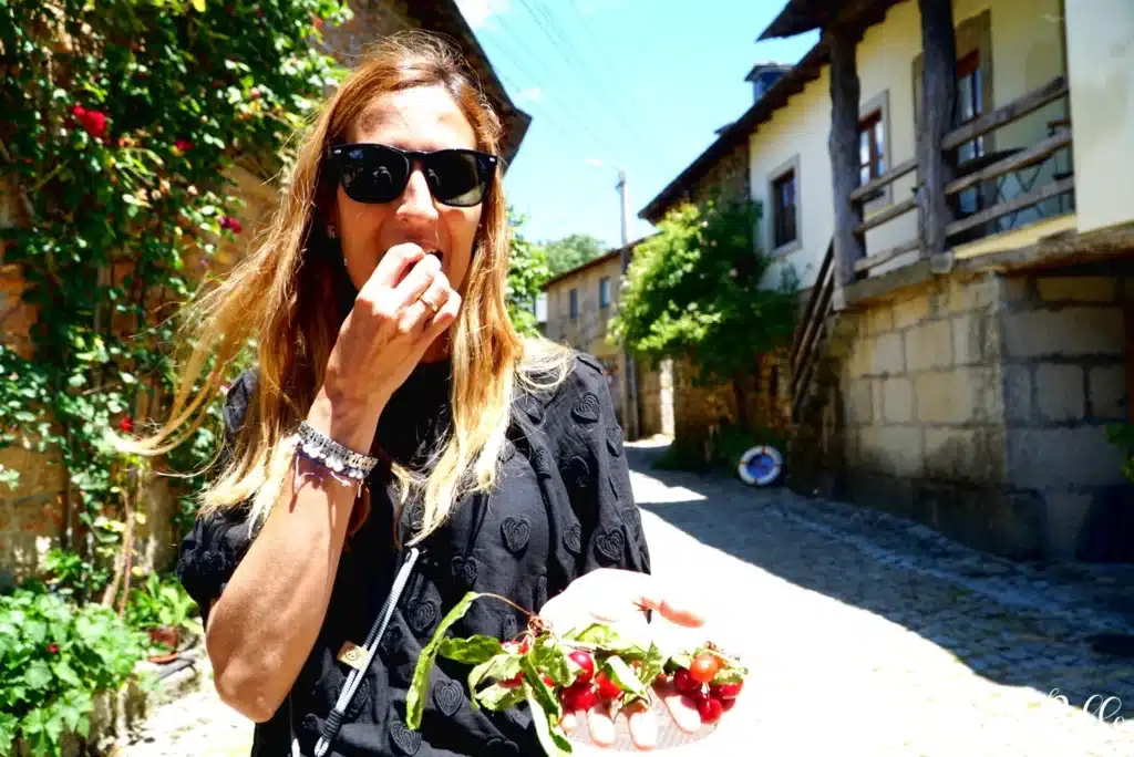 Comiendo cerezas de Montesinho